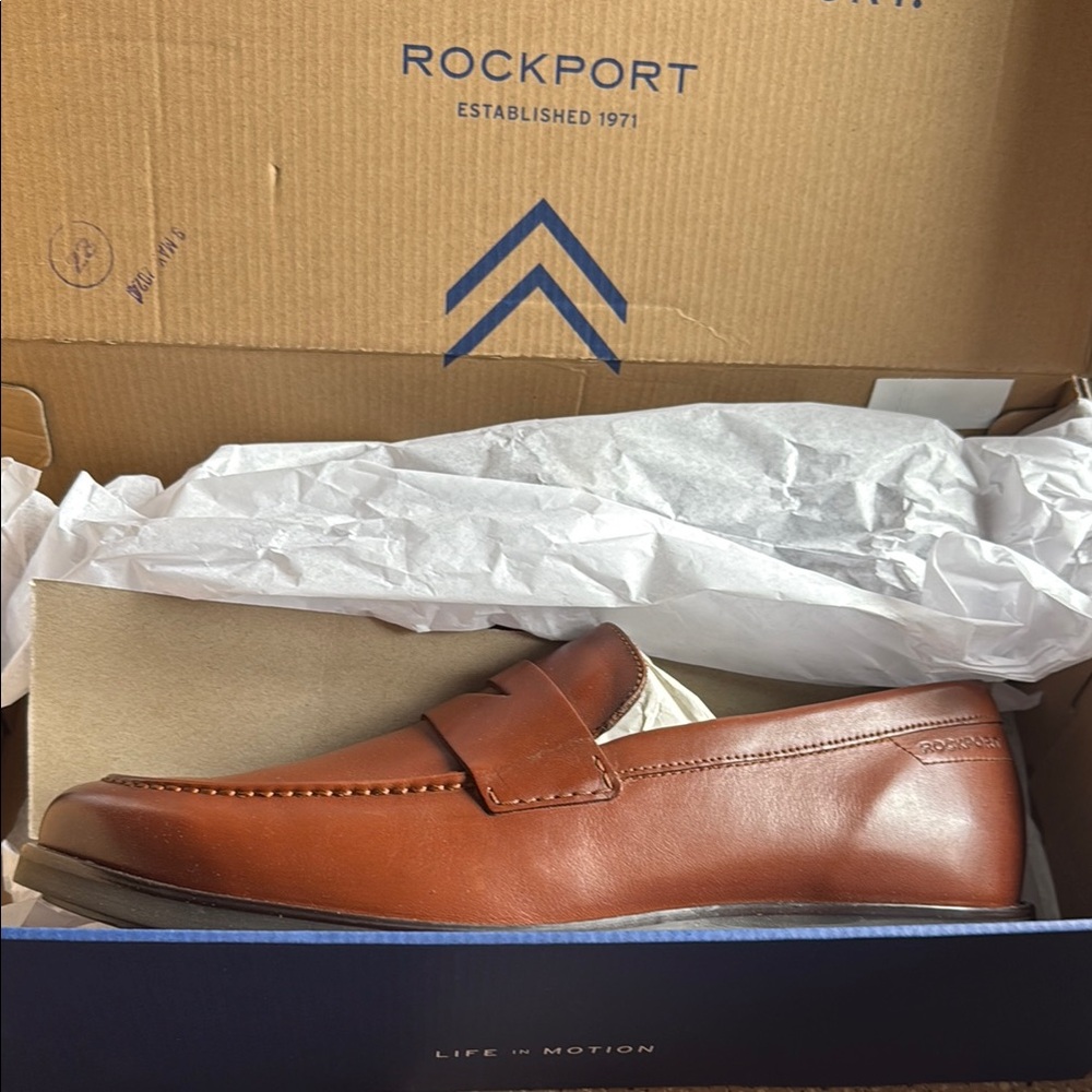 Rockport Brown Leather Loafers Classic Slip-On Design 13 Wide